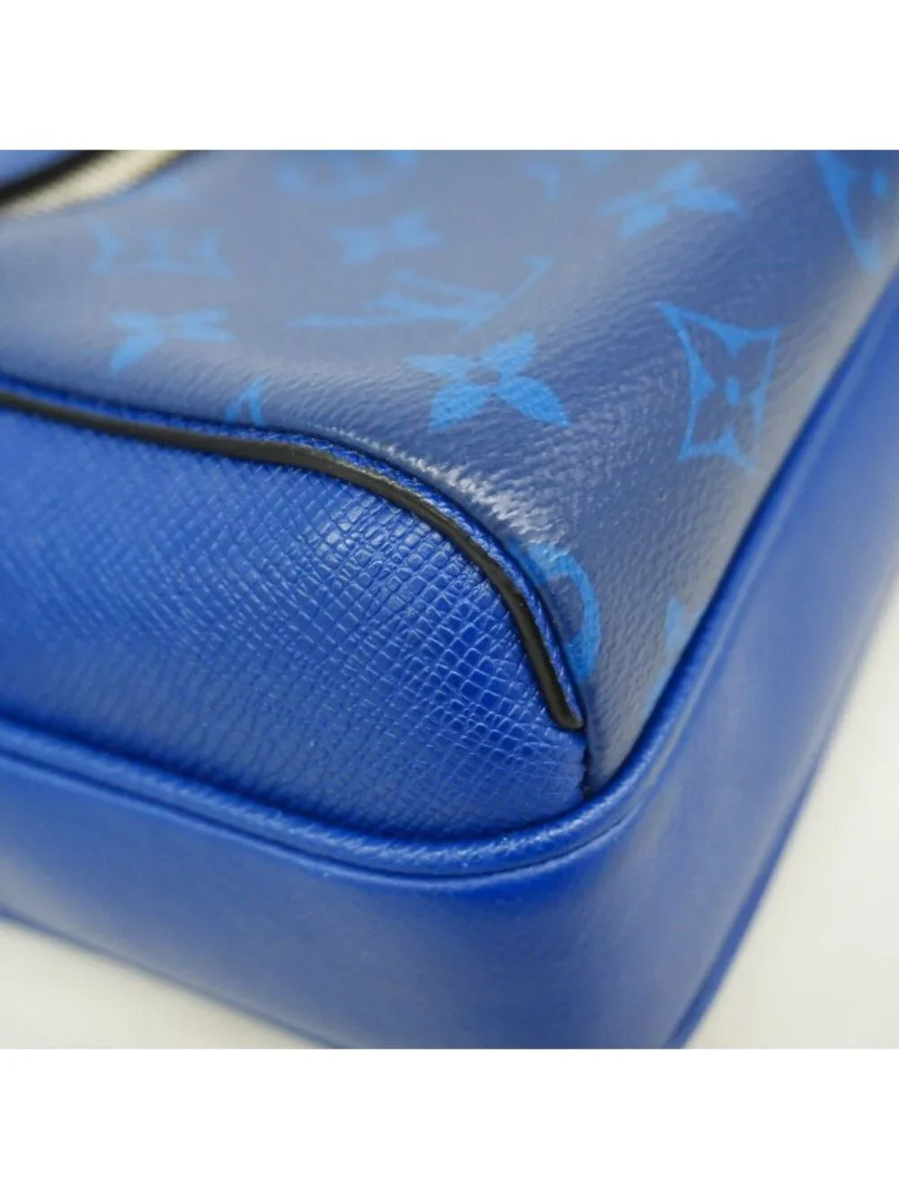 Louis Vuitton Shoulder Bag Taigarama Outdoor Messenger PM Cobalt